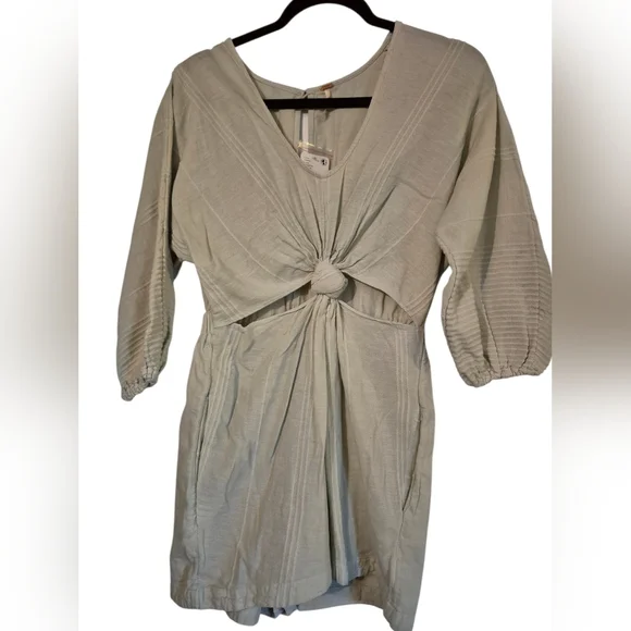 Free People NWT  Knotty But Nice Neutral Romper XS - Picture 2 of 6